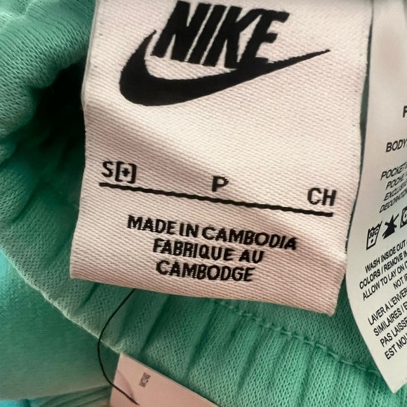 Kids Nike Sweatpants - Picture 5 of 7